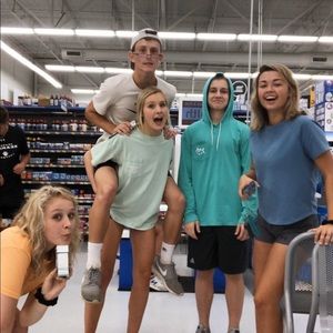 Meet your Posher, Brooke